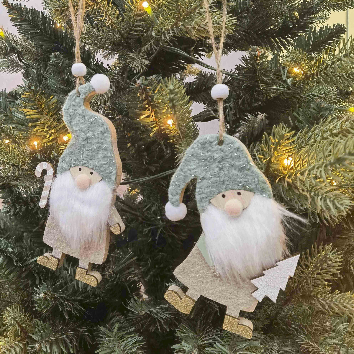 Santa Green Hat Tree/Cane Hanging 15cm.