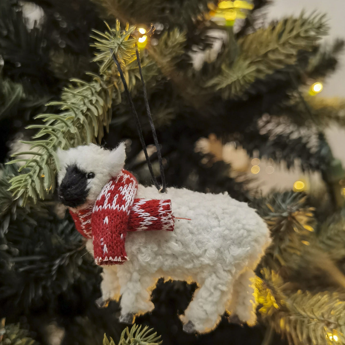 Sheep White Hanging 10cm